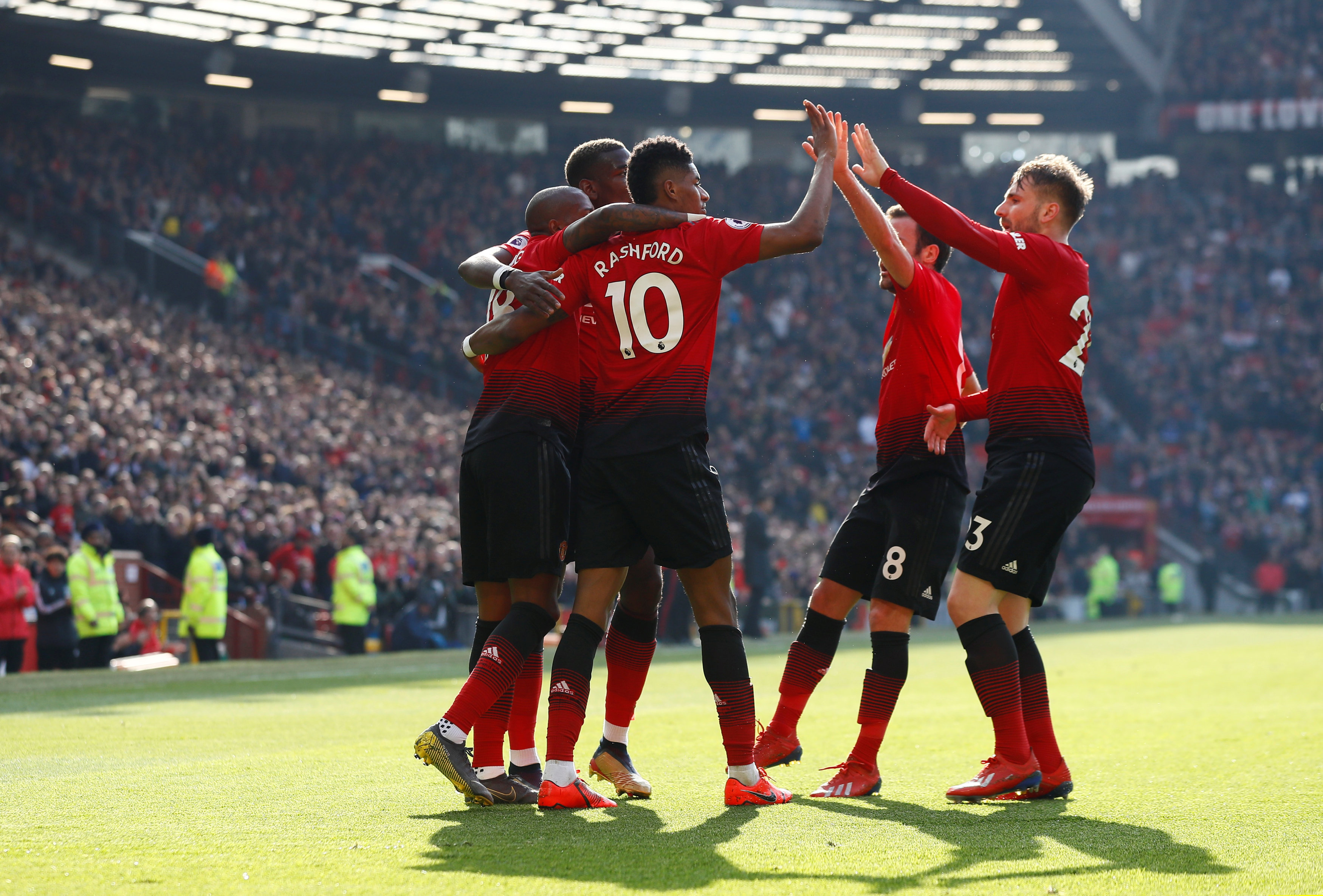 在逼抢中从 在逼抢中从